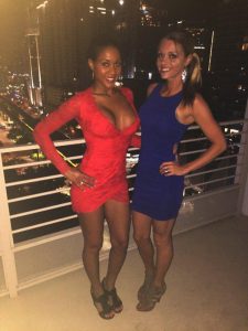 girls-in-sexy-tight-dresses-8